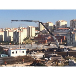 80 Tonluk Vinç İle Kolon Dikilmesi 22